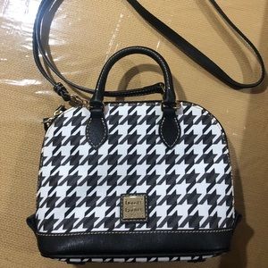 Crossbody purse